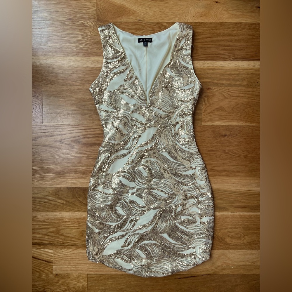as u wish gold sequin dress Women’s Small Sequin midi dress